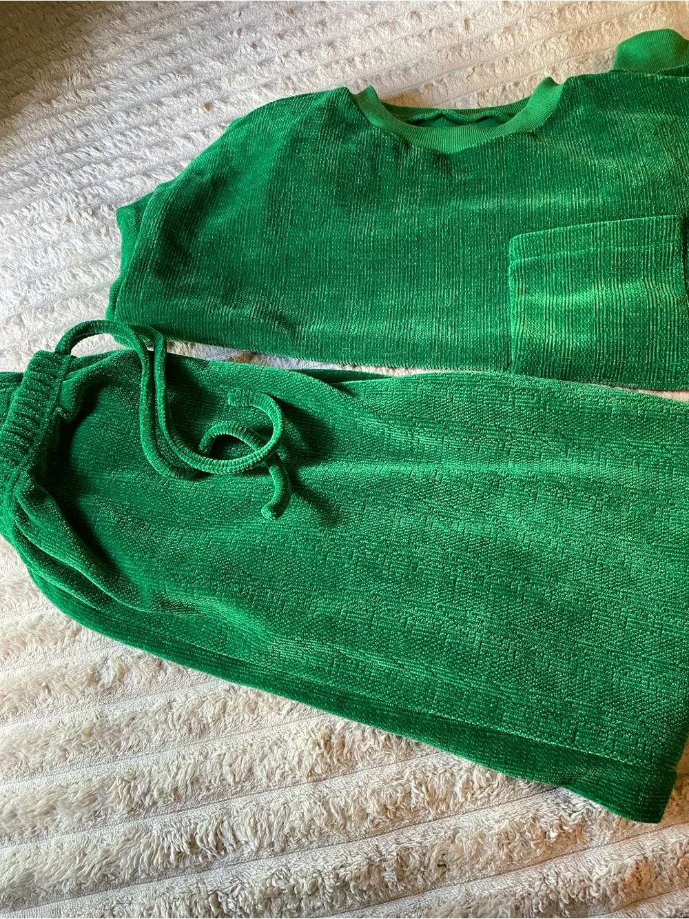 N/A soft green